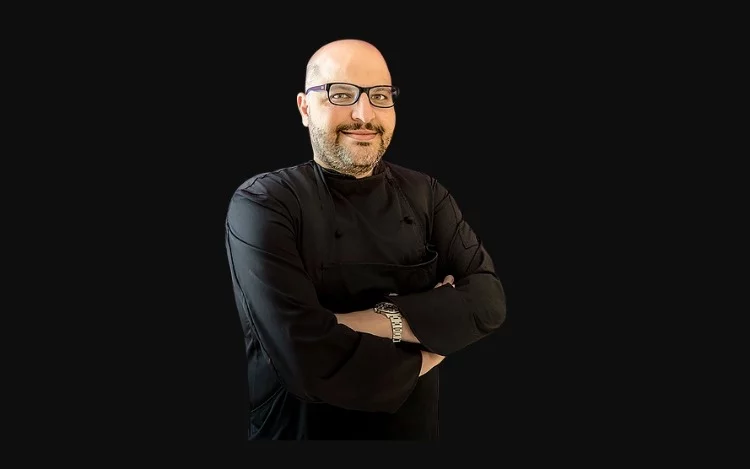 
			El "Mejor Chef Pastelero" del Mundial 2018 en Milán (Best Chefs Awards Organization) dará clases en Buenos Aires. El 10 y 11 de marzo el reconocido chef puertorriqueño presenta un curso exclusivo con una masterclass en el Instituto Superior de Enseñanza Hotelero Gastronómica (ISEHG).