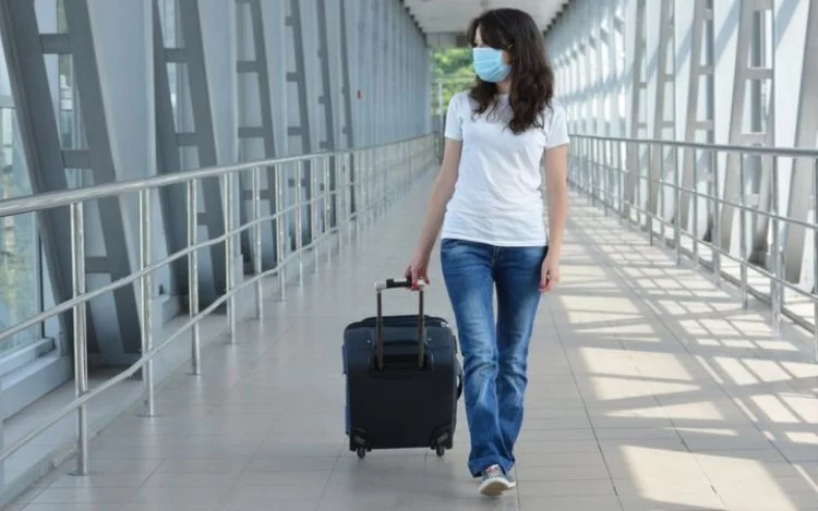 
			Una encuesta realizada en 16 países de América Latina muestra el escenario de los viajes para las vacaciones de verano. El índice de personas que hacen planes para viajar ha aumentado.