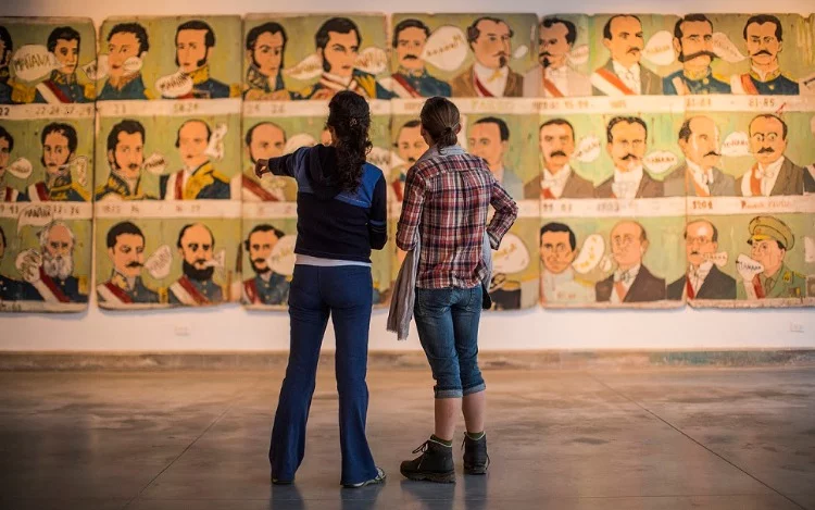 
			Museos y galerías de arte, tiendas de moda local y cebicherías en una Lima inimaginable.