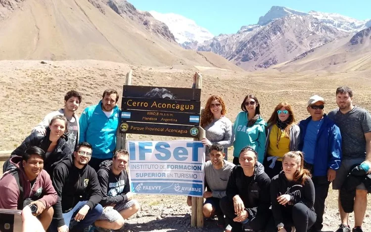 
			La nueva normalidad de los viajes, el deseo de viajar o de querer brindar esas experiencias memorables que los viajeros sueñan en tiempos de Coronavirus hicieron que las matriculaciones para estudiar la carrera de Técnico Superior en Gestión de Empresas de Viajes y Turismo crecieran año tras año. 2022 no es la excepción.