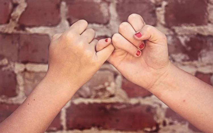 Cómo atraer relaciones saudables a tu vida