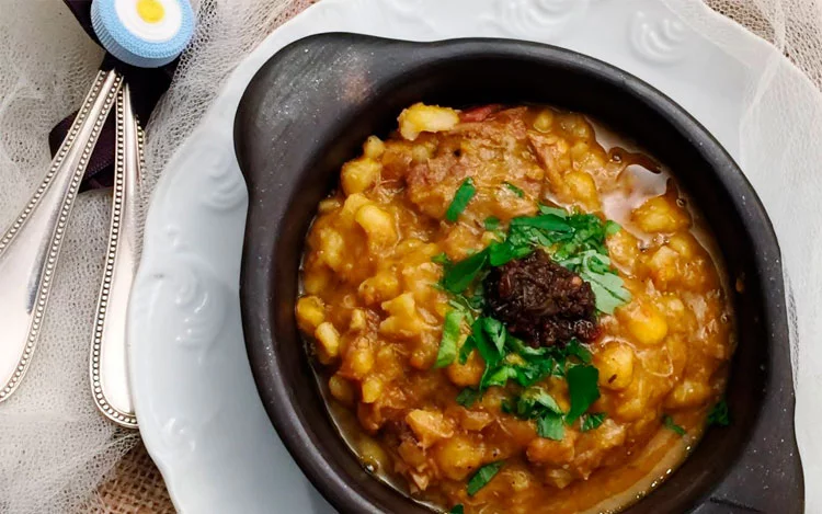 
			El Hotel Costa Galana ofrece una propuesta gastronómica para disfrutar el inicio de la semana patria.