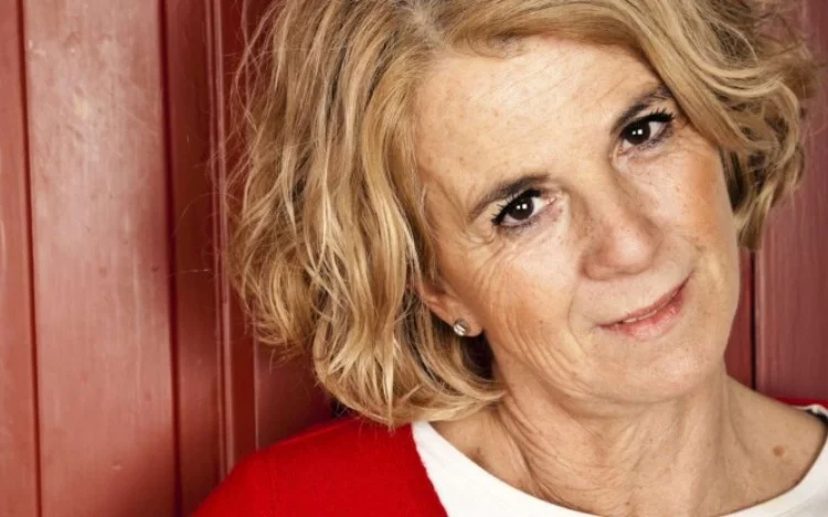 
			Cuando experimentamos una decepción, es difícil encontrar la felicidad, ser optimistas y esperar cada nuevo día.