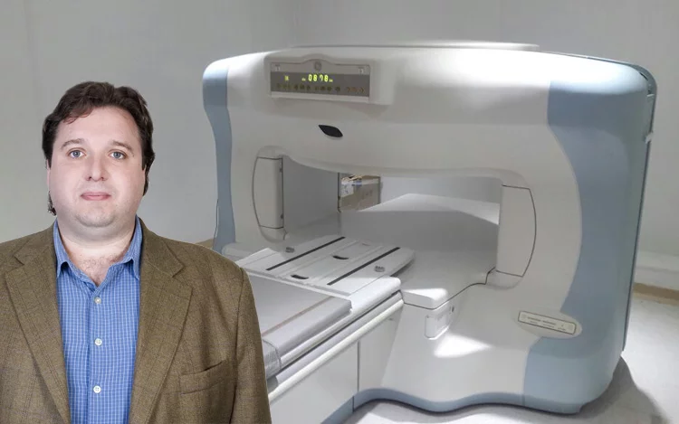 
			El nuevo paradigma a futuro será la Salud Preventiva. La esperanza de vida de la humanidad está creciendo, con lo cual la tecnología de diagnóstico por imágenes se transforma en una herramienta imprescindible. Hablamos con Federico Santich, Gerente General de la empresa TIEMS, que nos comenta acerca de cómo estamos en la Argentina y en América Latina respecto a esta tecnología.
