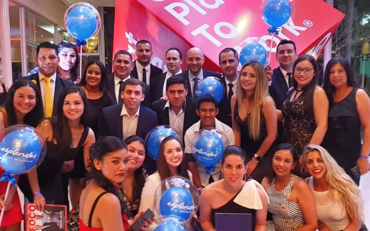 
			El Esplendor y Dazzler by Wyndham, que integran el grupo hotelero más grande del mundo, se ubicaron cuartos dentro de la categoría “Empresas Multinacionales de hasta 150 empleados”, siendo los mejores rankeados de su industria.