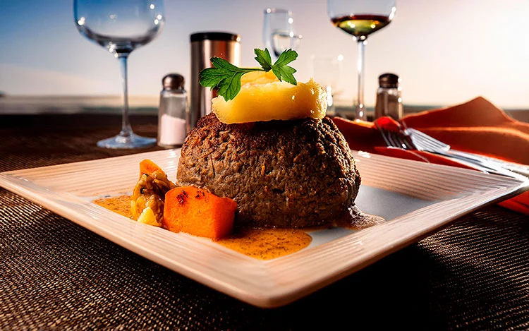 Haggis: el embutido escocés que desafía tus expectativas