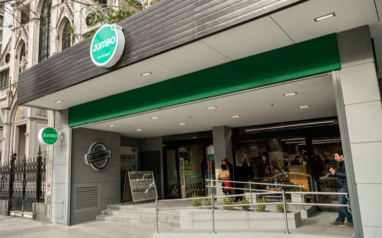 
			El local se instala con una inversión de $69 millones. Es la sucursal n° 29 de la marca y emplea a más de 22 personas.