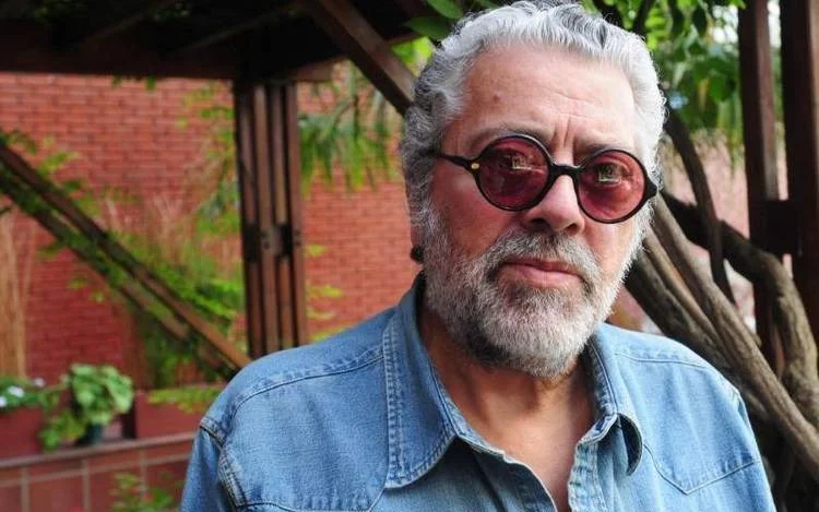 
			Frases y reflexiones del inolvidable Facundo Cabral.