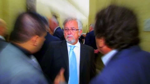 En esta nota, Eduardo S&aacute;nchez, Director Acad&eacute;mico del posgrado en Gesti&oacute;n del Capital Humano de la Universidad de Belgrano, destaca la importancia de la gesti&oacute;n del cambio en entornos de crisis y el rol del l&iacute;der dentro de las compa&ntilde;&iacute;as 