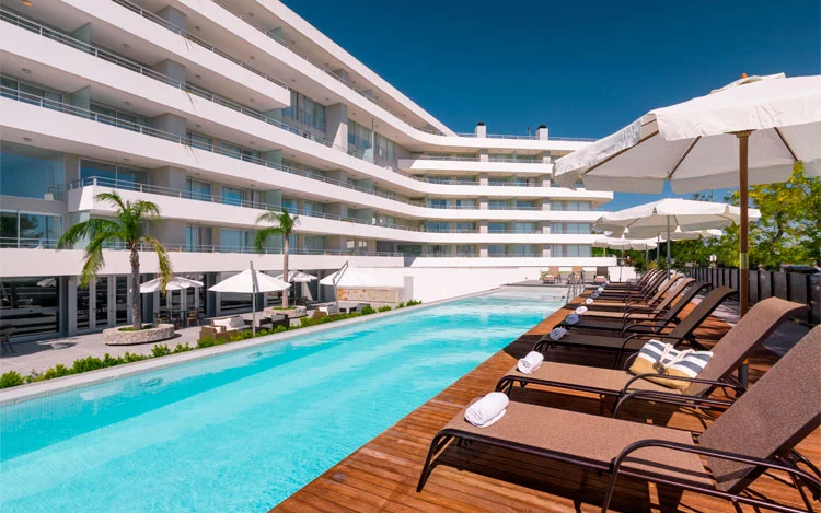 
			La marca lifestyle apuesta a cambiar la propuesta hotelera logrando que, pensando como el huésped, su servicio realmente haga sentido.