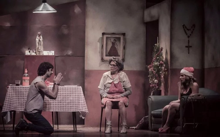 Noche de paz: Una comedia negra escrita y dirigida por Maxi Prioriello