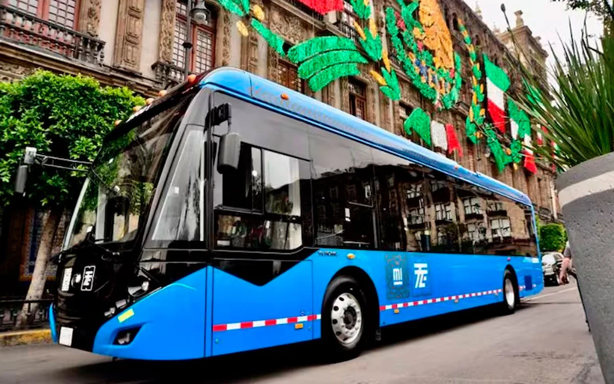 
			Unidades eléctricas, silenciosas y accesibles transforman&nbsp;la movilidad diaria en&nbsp;la capital mexicana.
