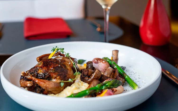 
			El Chef Mauro Campos, al frente del restaurante de Novotel Buenos Aires, presenta los nuevos sabores de la temporada primavera-verano.