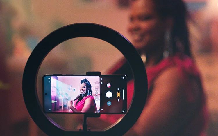 
			Historias reales sobre cómo la gente utiliza la tecnología.