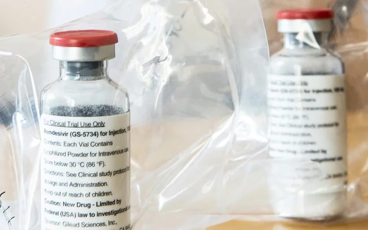 Según Gilead Science, el Remdesivir ayudó a los pacientes a recuperarse más rápidamente. Los resultados fueron "altamente significativos si se mira el tiempo de recuperación", afirmó el Dr. Anthony Fauci, jefe del Instituto Nacional de Alergias y Enfermedades Infecciosas (NIAID) de Estados Unidos.