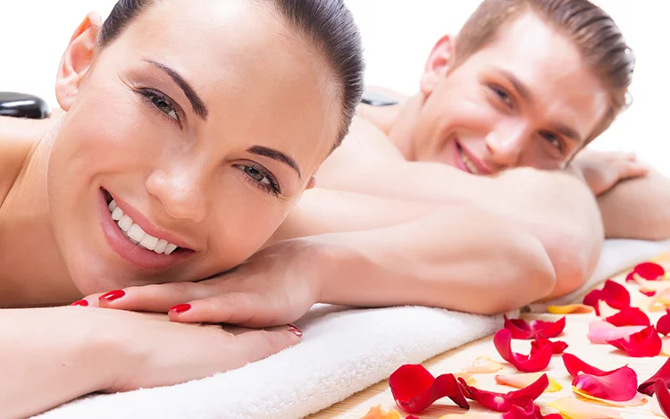 
			Bio-innato estética ofrece para agasajar en este día tratamientos de cuidado personal para relajarse y mimarse.