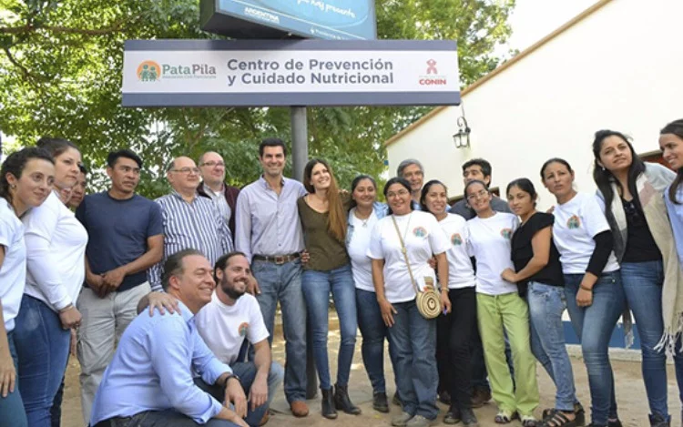 
			Una iniciativa de la Asociación Civil Pata Pila junto con la Fundación CONIN. El acto contó con la presencia del Gobernador Juan Manuel Urtubey.