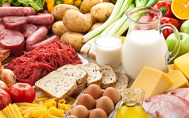 Sí, nos están mintiendo...